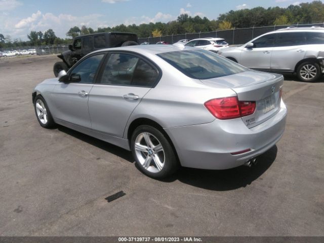 WBA3A5C5XEP603208 BMW 3 Series 328i