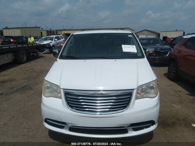 2C4RC1GG1ER147660 Chrysler Town & Country Limited