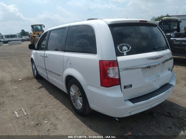 2C4RC1GG1ER147660 Chrysler Town & Country Limited