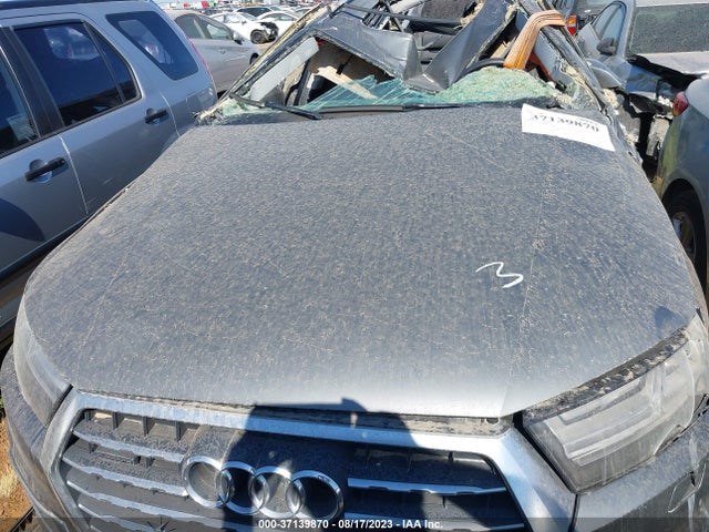 WA1LHAF73JD014365 Audi Q7 2.0t Premium