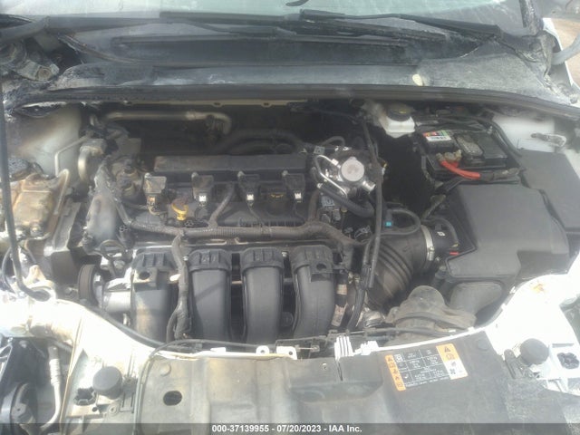 Ford FOCUS SE 2018 1FADP3F21JL291704 Image 10