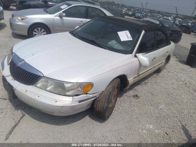 2000 LINCOLN CONTINENTAL VIN: 1LNHM97V1YY930592
