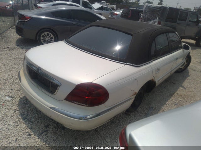 2000 LINCOLN CONTINENTAL VIN: 1LNHM97V1YY930592