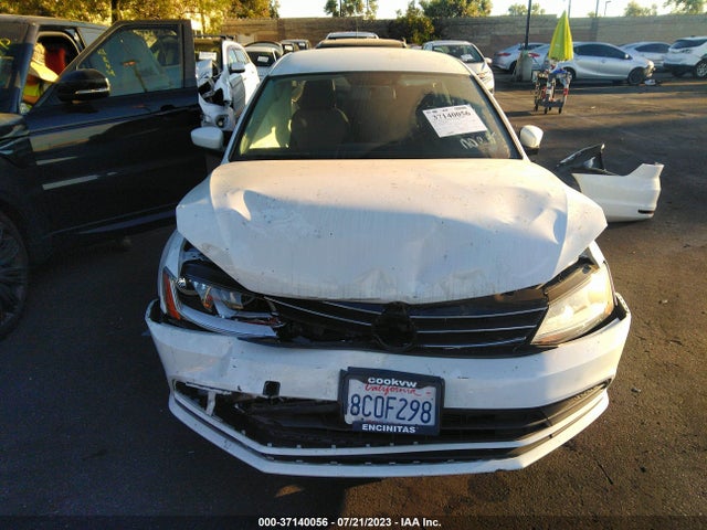 3VW2B7AJ7JM253296 Volkswagen Jetta 1.4t S