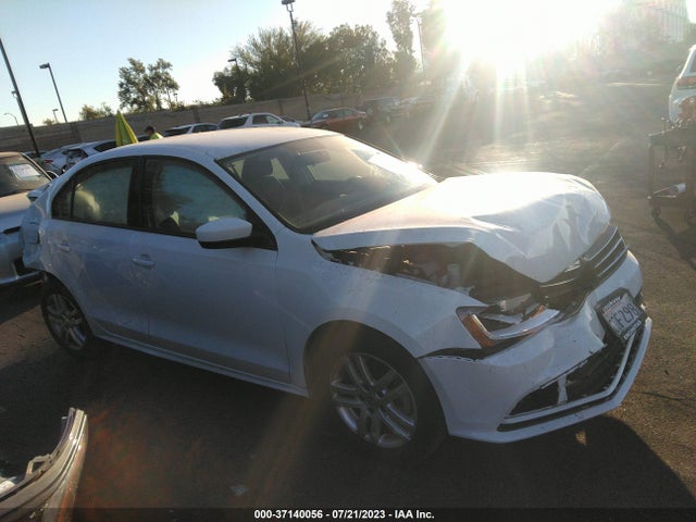 3VW2B7AJ7JM253296 Volkswagen Jetta 1.4t S