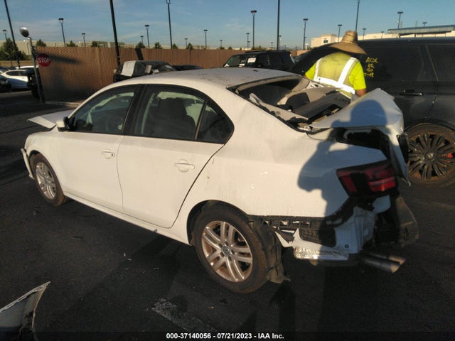 3VW2B7AJ7JM253296 Volkswagen Jetta 1.4t S