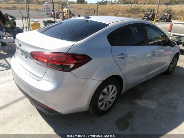 3KPFK4A79HE060983 KIA FORTE LX