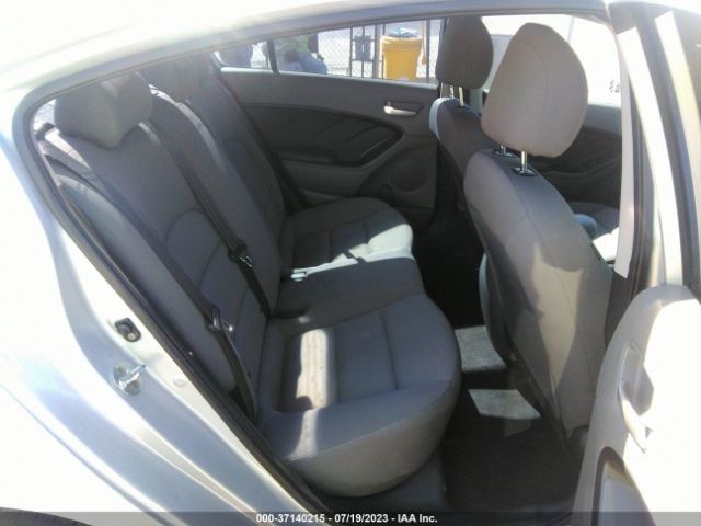 3KPFK4A79HE060983 KIA FORTE LX
