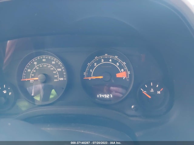1C4NJPBA6FD138967 Jeep Patriot Sport