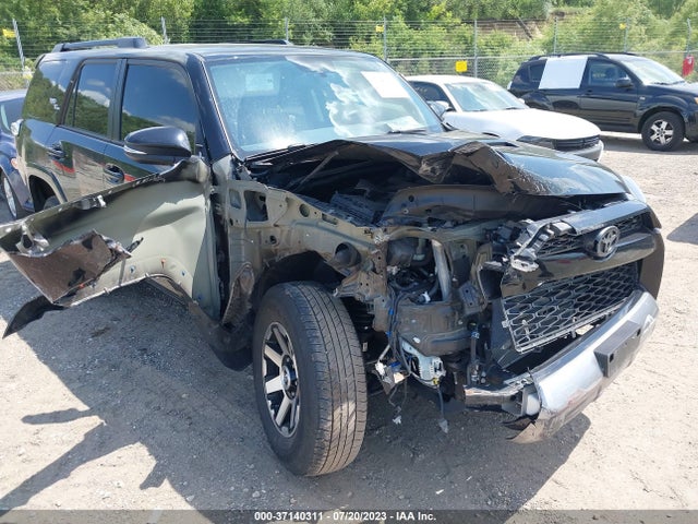 Toyota 4RUNNER SR5 2019 JTEBU5JR1K5647239 Image 12