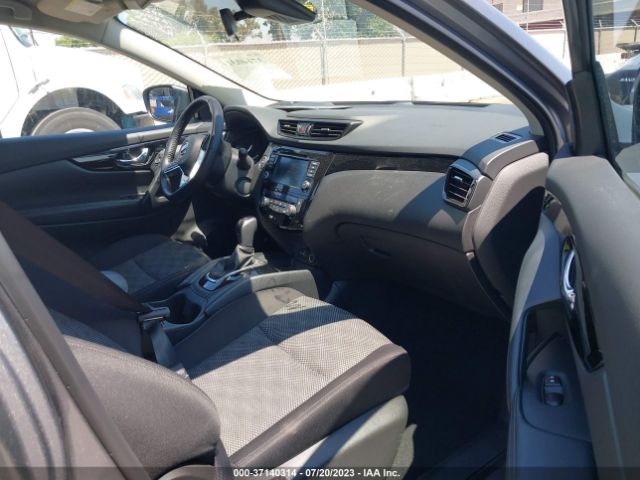 JN1BJ1BV2NW347082 Nissan Rogue Sport Sv