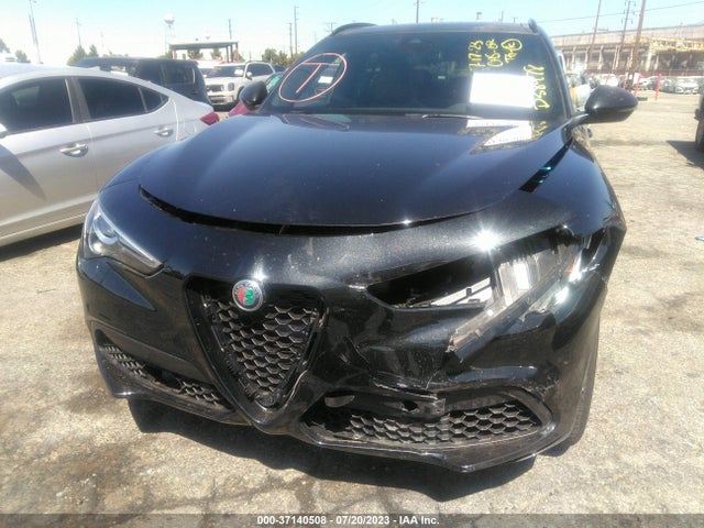 ZASPAKBNXN7D38978 Alfa Romeo STELVIO TI