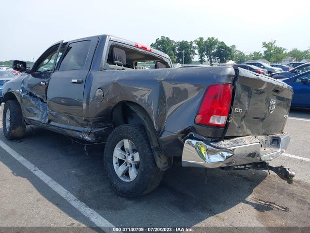 1C6RR7LT4JS163243 RAM 1500 Slt