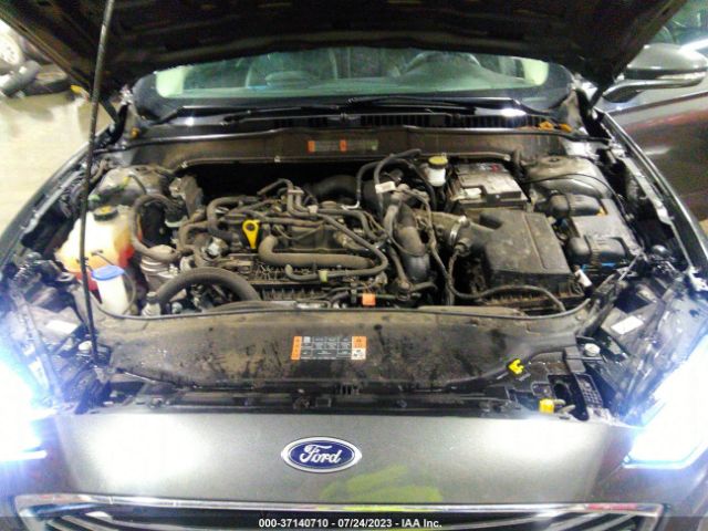 3FA6P0CDXKR116335 Ford FUSION SEL