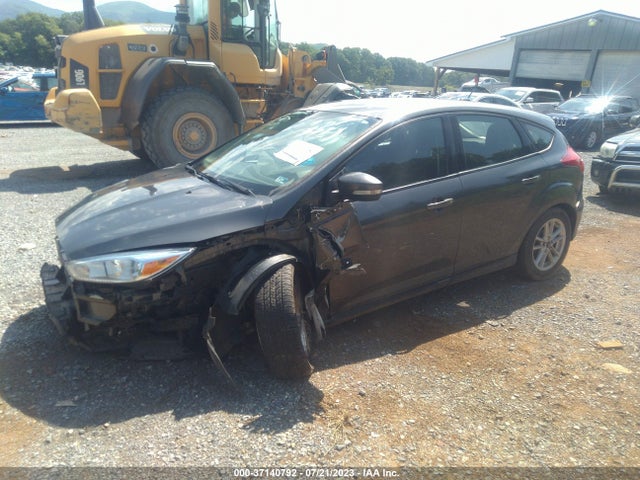 2016 FORD FOCUS SE VIN: 1FADP3K27GL248287