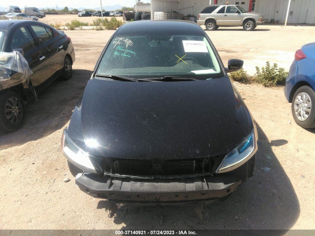 3VW2B7AJ0HM377906 Volkswagen Jetta 1.4t S