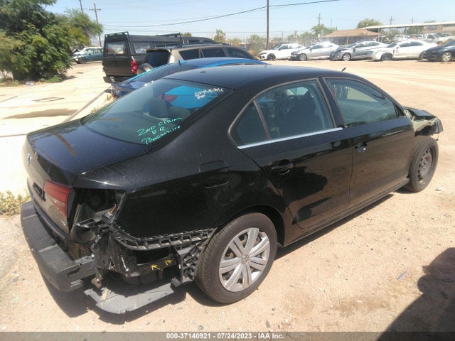 3VW2B7AJ0HM377906 Volkswagen Jetta 1.4t S