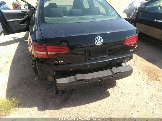 3VW2B7AJ0HM377906 Volkswagen Jetta 1.4t S