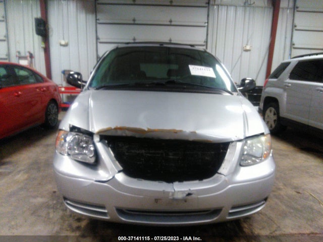 2006 CHRYSLER TOWN & COUNTRY SWB VIN: 1A4GP45R46B718389