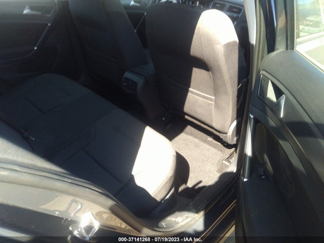 WVWKR7AU6KW917145 Volkswagen E-golf Se