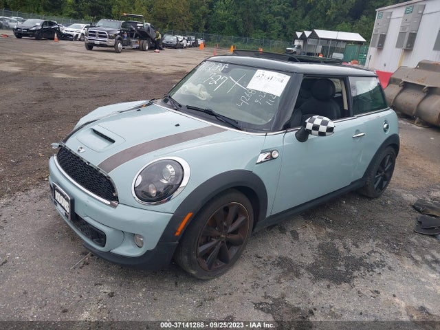 2012 MINI COOPER HARDTOP WMWSV3C56CT387852 Photo 1