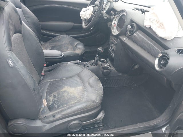 2012 MINI COOPER HARDTOP WMWSV3C56CT387852 Photo 4