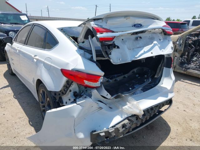 3FA6P0LU5JR249034 Ford Fusion Hybrid Se