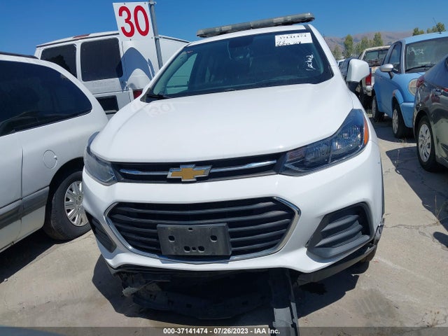 Chevrolet TRAX LS 2019 3GNCJNSB6KL217569 Image 12