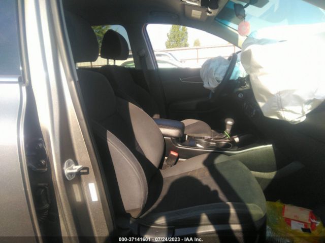 5XYPGDA52KG463394 KIA Sorento Lx V6