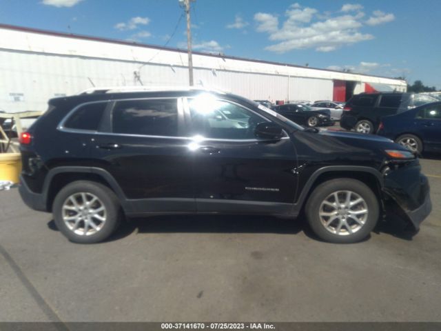 1C4PJMCX4JD507277 Jeep Cherokee Latitude