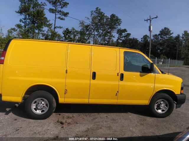 Chevrolet EXPRESS CARGO VAN 2020 1GCWGAFP3L1252243 Image 13