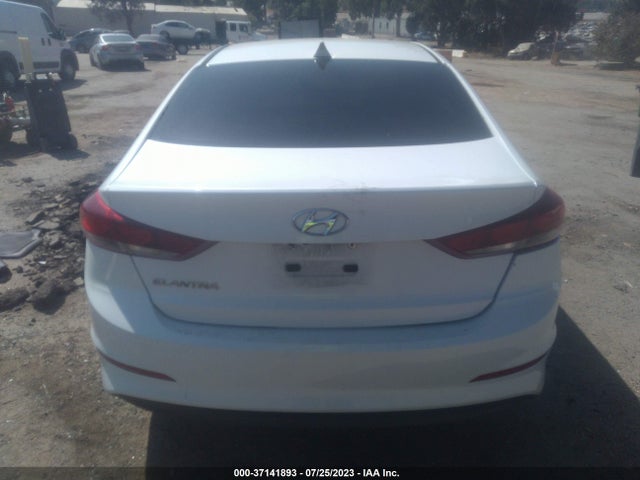 Hyundai ELANTRA SE 2017 5NPD84LFXHH103698 Image 16