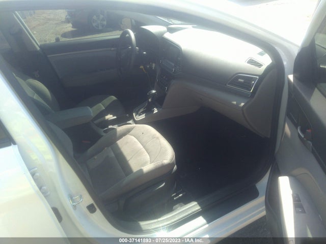 Hyundai ELANTRA SE 2017 5NPD84LFXHH103698 Image 5