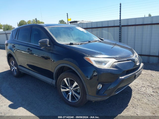Toyota Rav4 Xle 2018 2T3WFREV0JW485190 main image