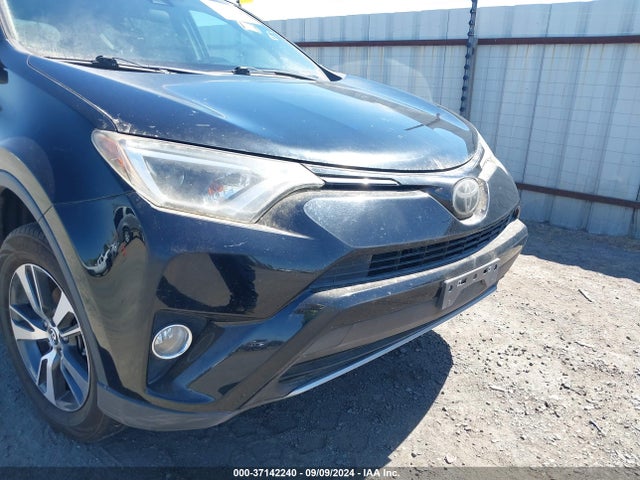 Toyota Rav4 Xle 2018 2T3WFREV0JW485190 Image 13