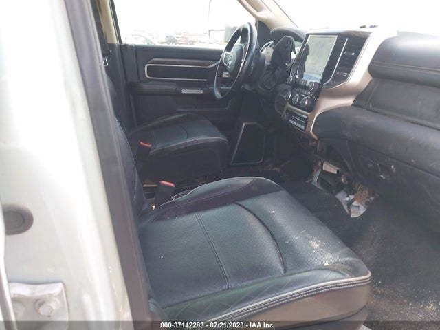 3C6UR5FLXKG615635 RAM 2500