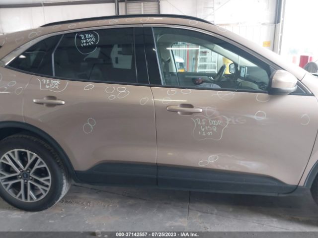 1FMCU0H64LUA81278 Ford ESCAPE SEL