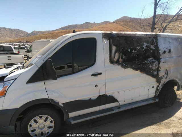1FTBR1Y89MKA25407 Ford TRANSIT CARGO VAN