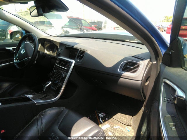2014 Volvo S40, VIN: YV1612FH3E2271348