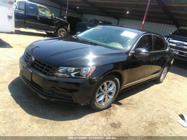 1VWAT7A32GC026795 Volkswagen Passat 1.8t S