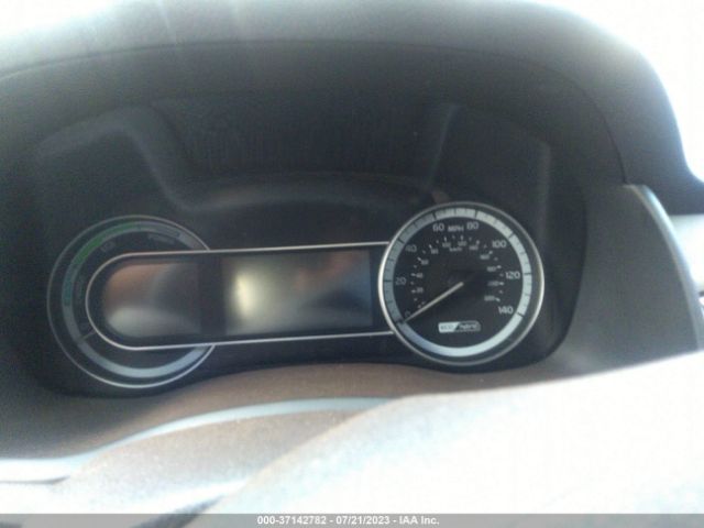 KNDCB3LC7K5244698 KIA NIRO LX