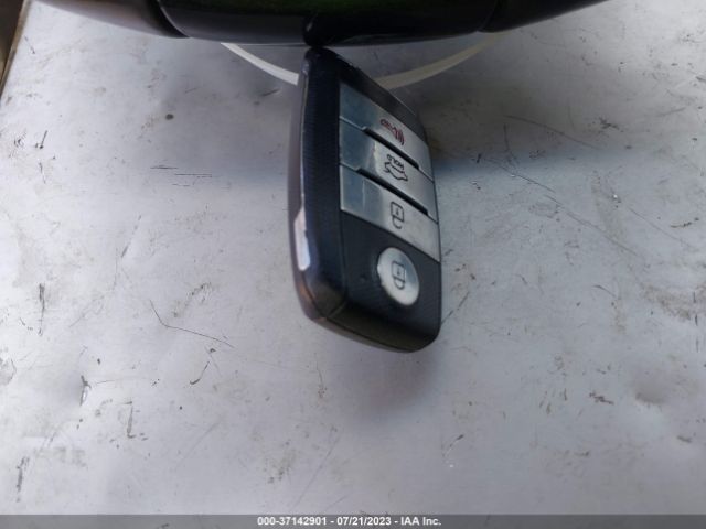 KNAGN4AD8E5068367 KIA Optima Hybrid Ex