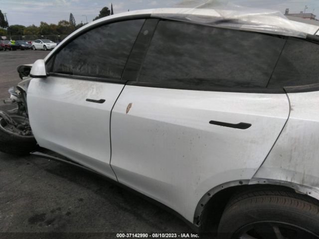 7SAYGAEE8PF616567 Tesla Model Y Long Range