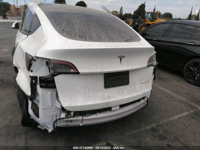 7SAYGAEE8PF616567 Tesla Model Y Long Range