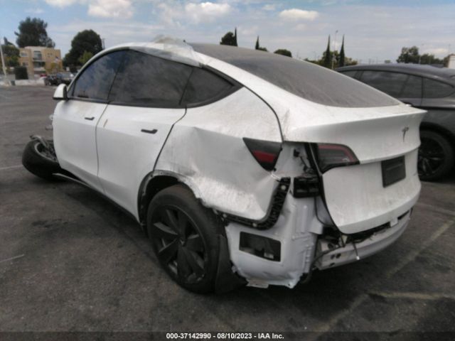 7SAYGAEE8PF616567 Tesla Model Y Long Range