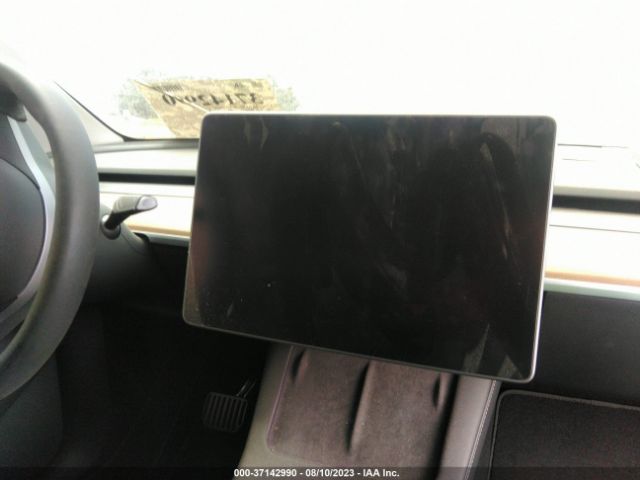 7SAYGAEE8PF616567 Tesla Model Y Long Range