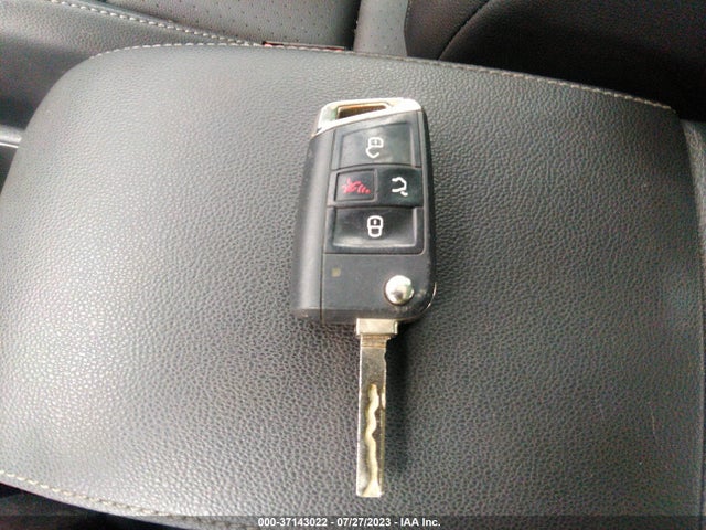 2021 Volkswagen Golf, VIN: 3VWG57AUXMM005877