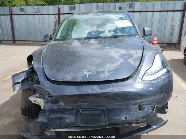 5YJYGDED1MF115215 Tesla Model Y Standard Range