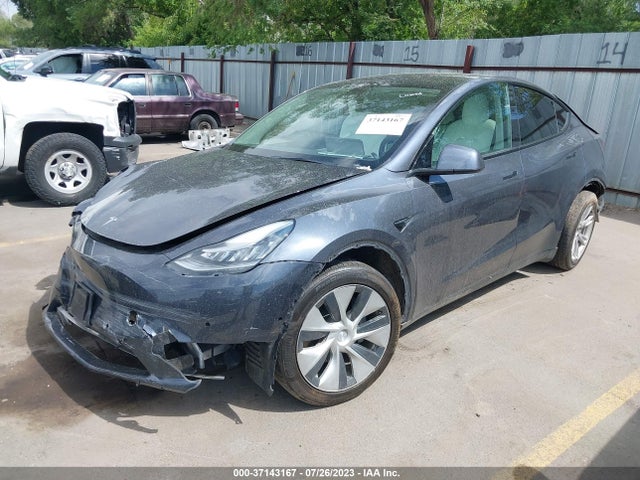 5YJYGDED1MF115215 Tesla Model Y Standard Range