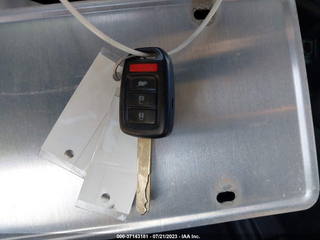 Honda HR-V LX 2016 3CZRU5H33GM742532 Image 3